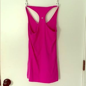 Lululemon tank